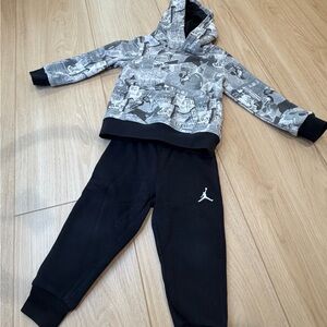 Jordan Kids Black and Gray Jogger Set